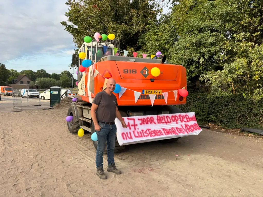 Theo is met pensioen! Dat moeten we leuk afsluiten.